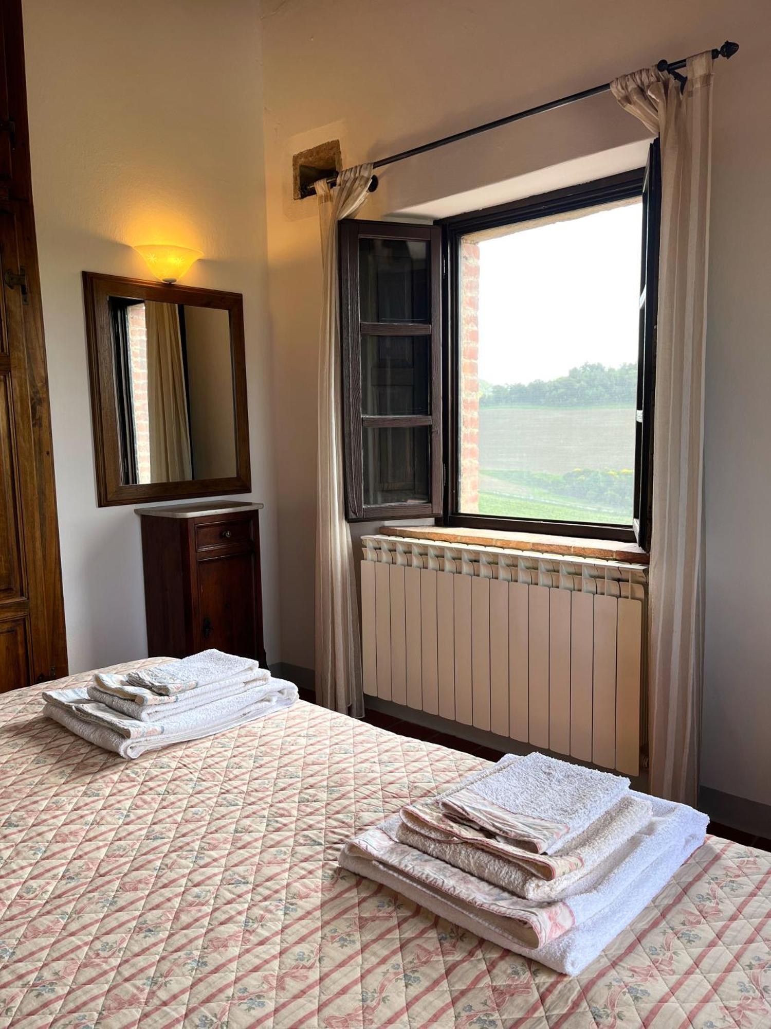 Podere Sole Trequanda Buitenkant foto